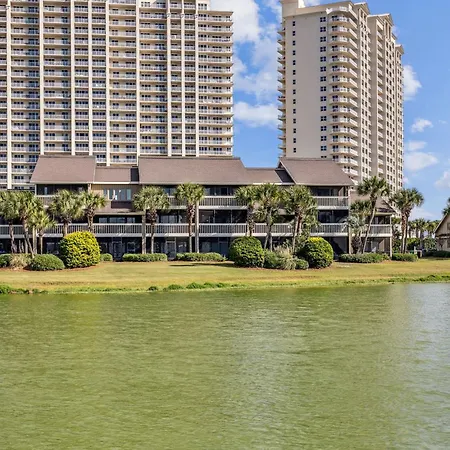 Walk 2 Beach Golf Dining & More -Sleeps 12-3